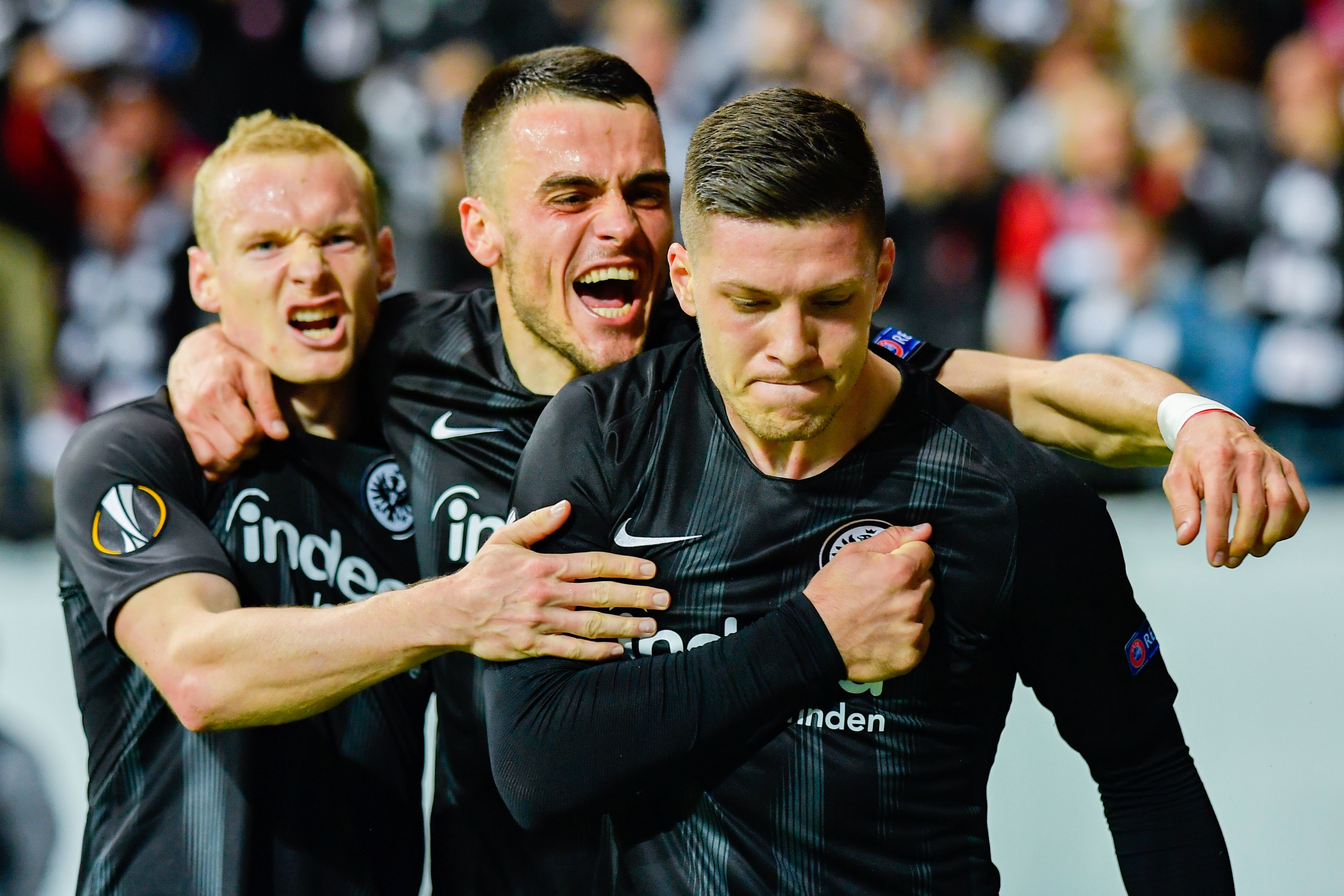 法兰克福客场战平汉堡，双方争议不断的简单介绍