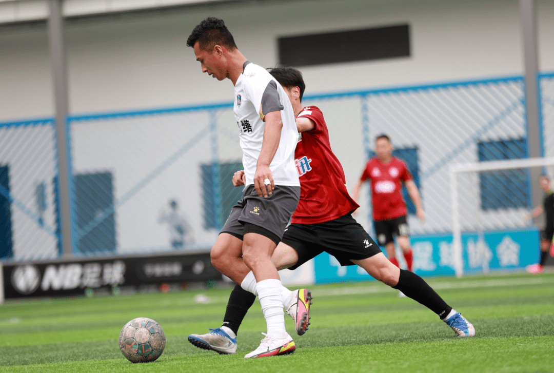 关键比赛取得胜利,劲旅积分领先优势巩固的简单介绍 关键比赛取得胜利,劲旅积分领先优势巩固的简单介绍