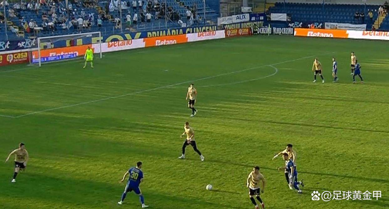 开云体育中国-克雷主队在国内足球比赛中力压对手