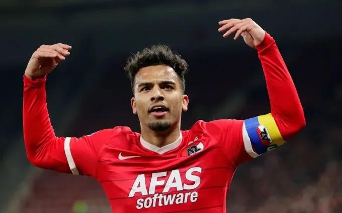 阿贾克斯客场逆袭，实现反超晋级