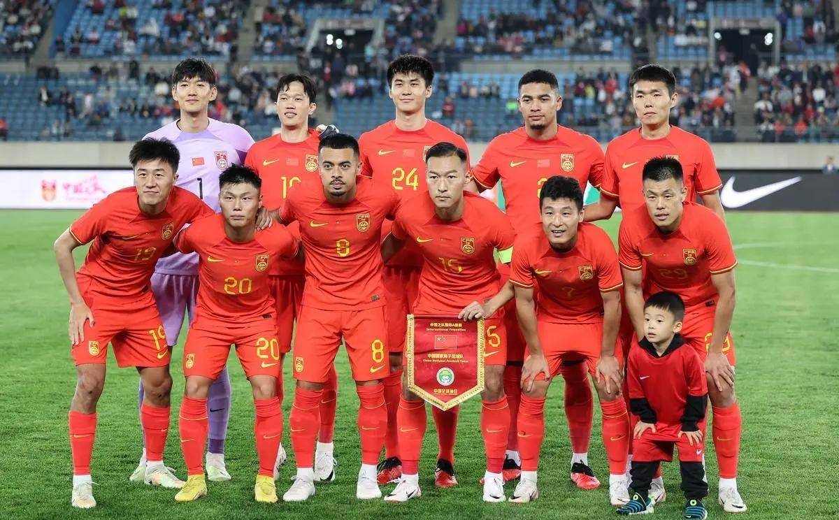 国内足球联赛中球员技术实力与比赛表现