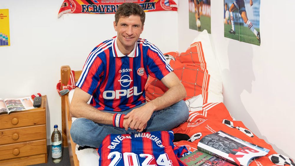 开云体育官网-拜仁慕尼黑球星独中两元，助胜晋级