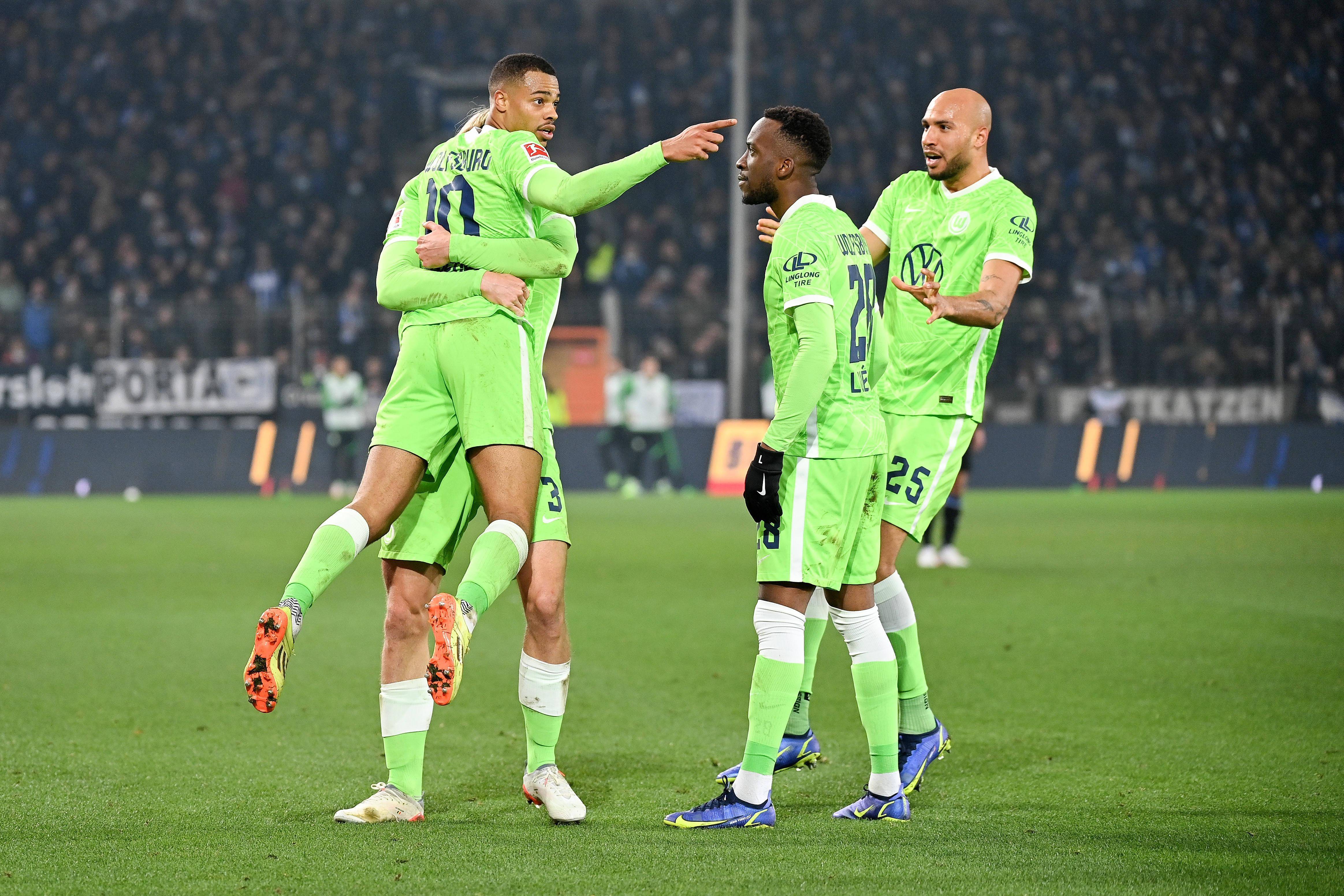 开云下载-包含多特蒙德客场逆转，继续争夺欧冠资格的词条