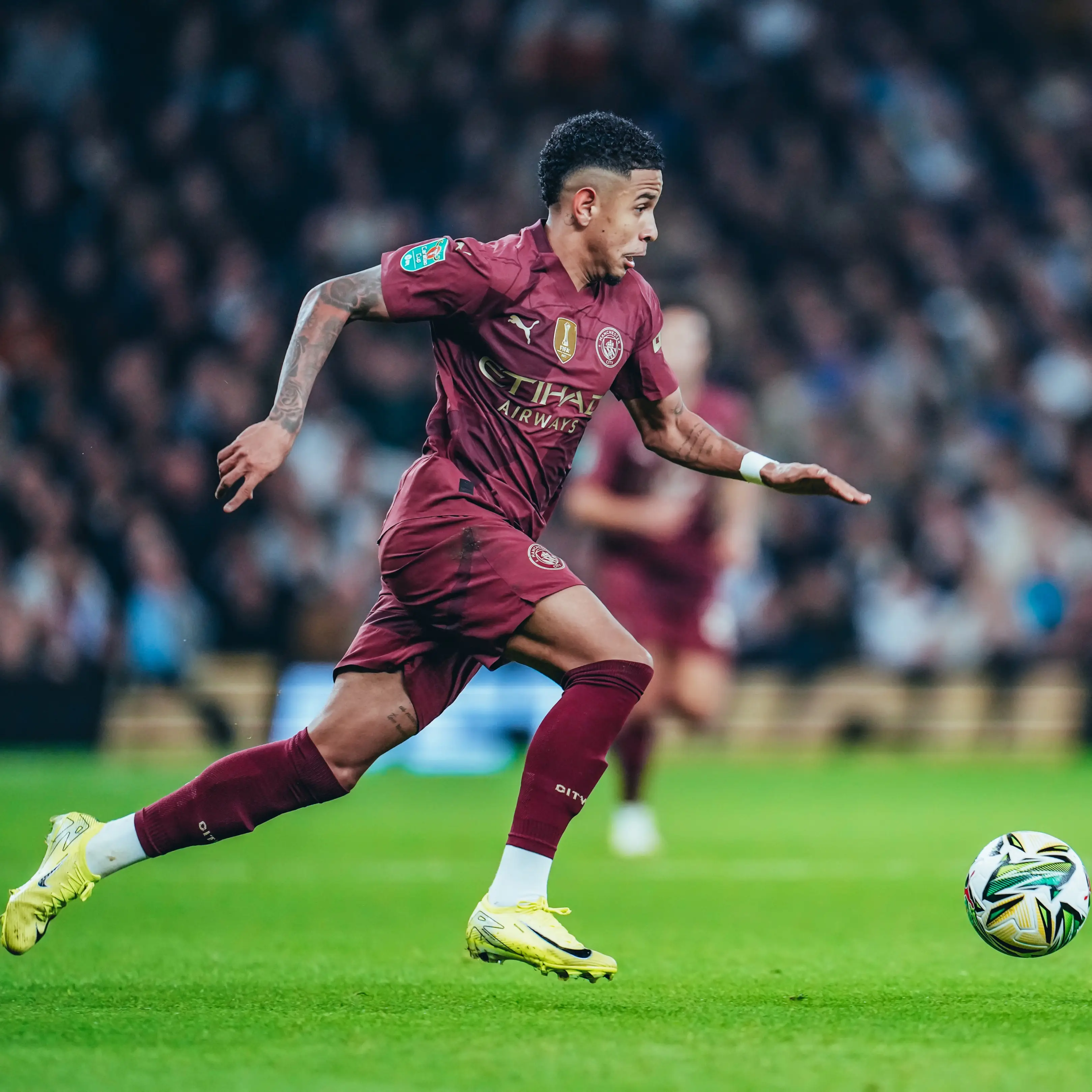 曼城中场球员因体能原因退出近期比赛的简单介绍