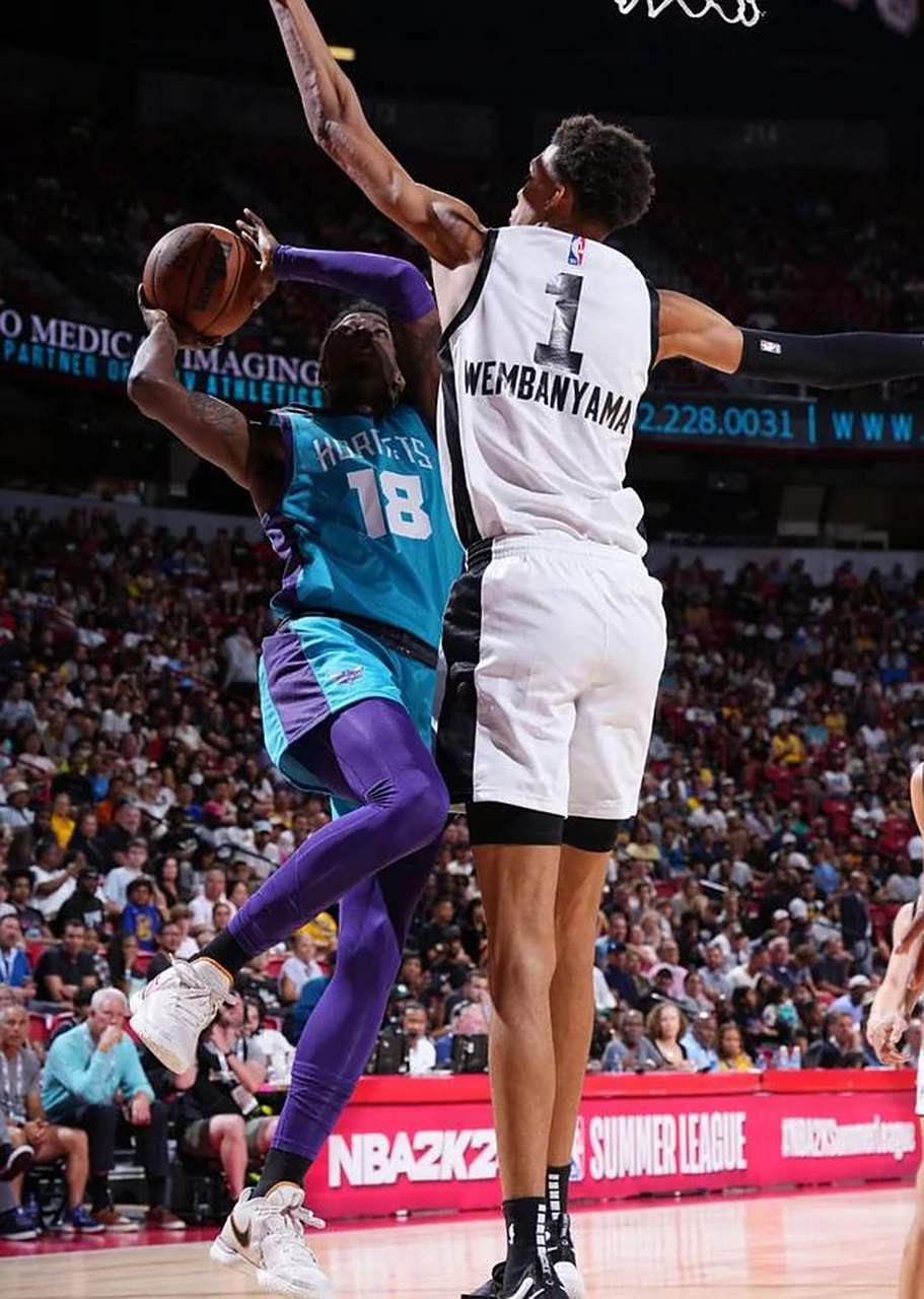 澳大利亚球队获得令人瞩目的胜利