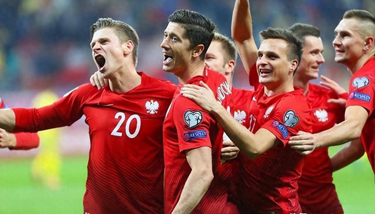 乌克兰队在欧预赛中大胜，积分领跑