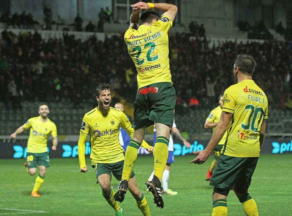 开云平台-贝内文托球员意外受伤，影响球队进攻端实力的简单介绍