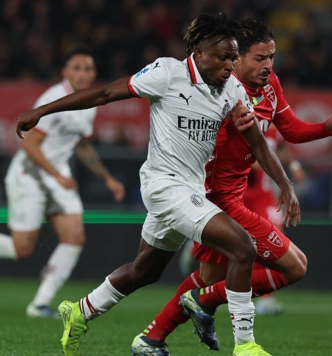 包含巴拉多利德小胜：保级压力减轻的词条