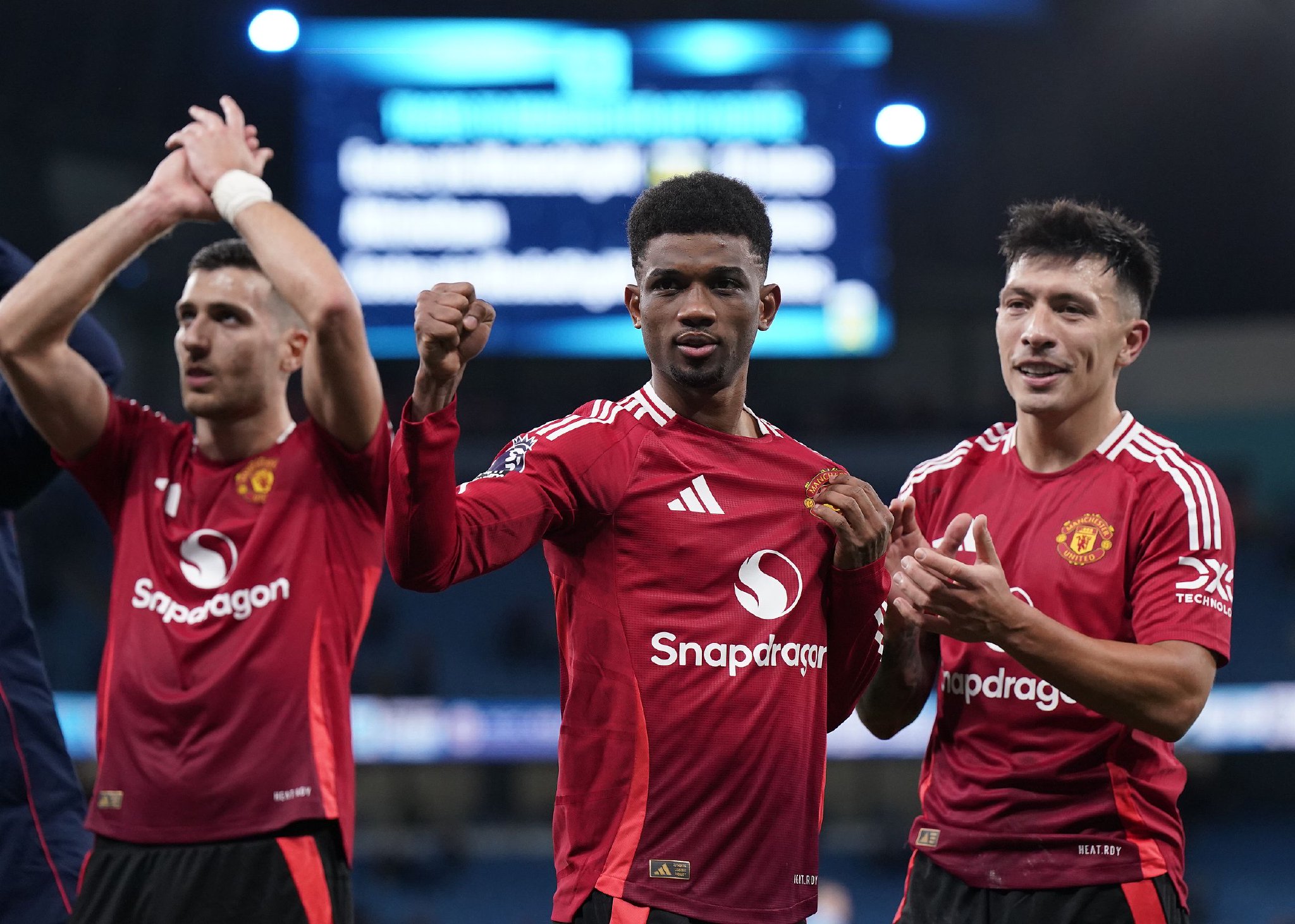 开云体育中国-包含羽毛球赛事中曼联战胜对手成功续约的词条