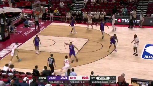 公牛主场不敌爵士，遭遇失利