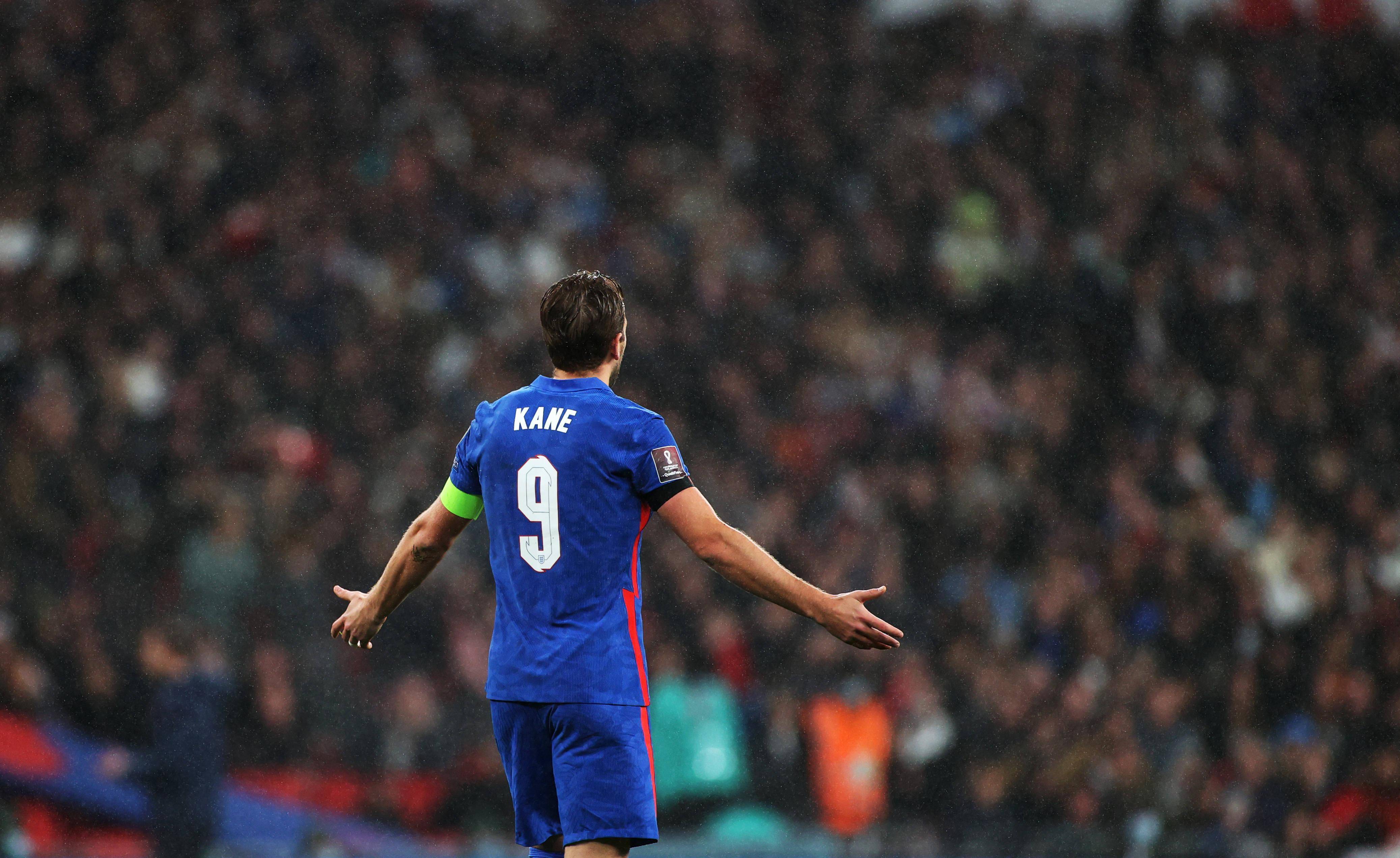 英格兰狂胜，凯恩梅开二度助攻