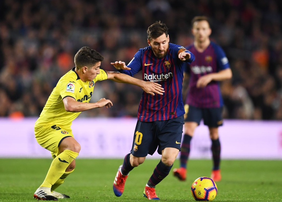 比利亚雷亚尔主场大捷,巴塞罗那获得三分的简单介绍 比利亚雷亚尔主场大捷,巴塞罗那获得三分的简单介绍