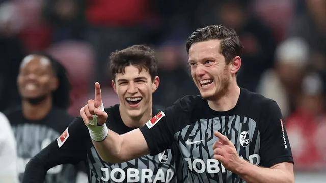 开云体育平台APP-弗赖堡年轻阵容崭露头角，球队潜力巨大