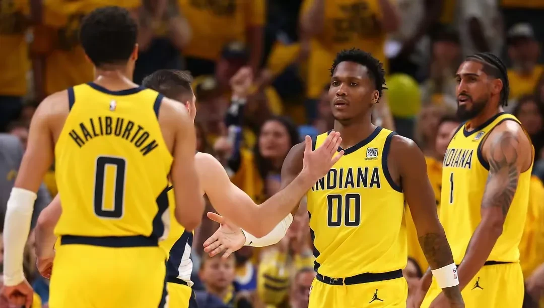 步行者微弱优势,赢得重要胜利的简单介绍 步行者微弱优势,赢得重要胜利的简单介绍