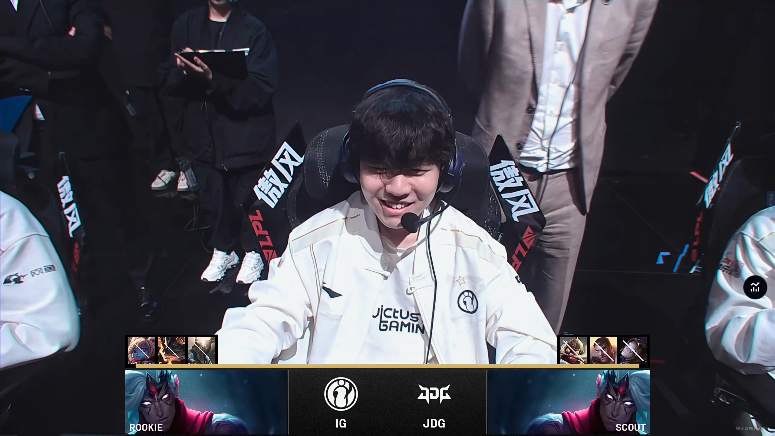 开云体育-包含IG险胜FPX，Doinb单局斩获MVP强强对话2025世界赛，强势挺进下一轮的词条