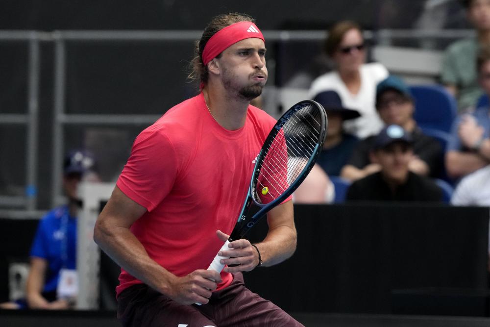 日本网球队横扫澳大利亚网球队，兹维列夫爆发神勇的简单介绍