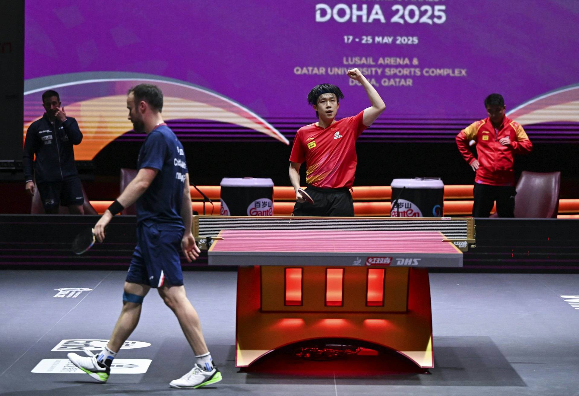 法国乒乓球队鏖战英国乒乓球队，王皓统治全场的简单介绍