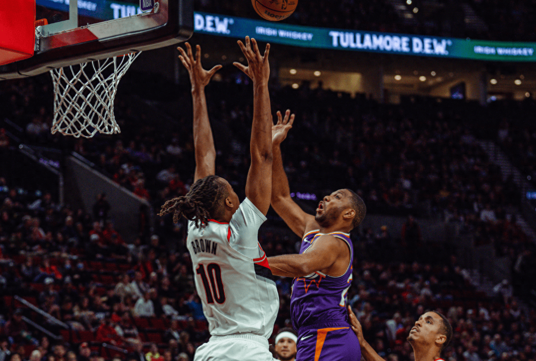 开云官网-加拿大完胜马德里竞技，特尔施特根三分雨点燃全场的简单介绍